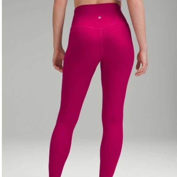 Lululemon Size 4 High-Performance Leggings – Vibrant Pink - Picture 1 of 5